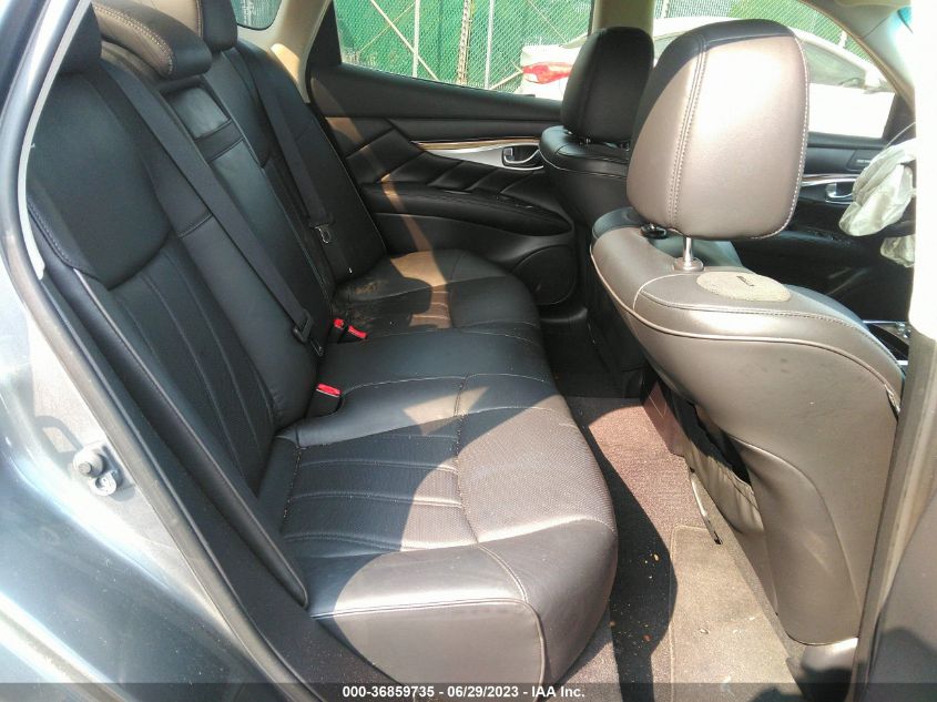 2015 INFINITI Q70 JN1BY1ARXFM561735
