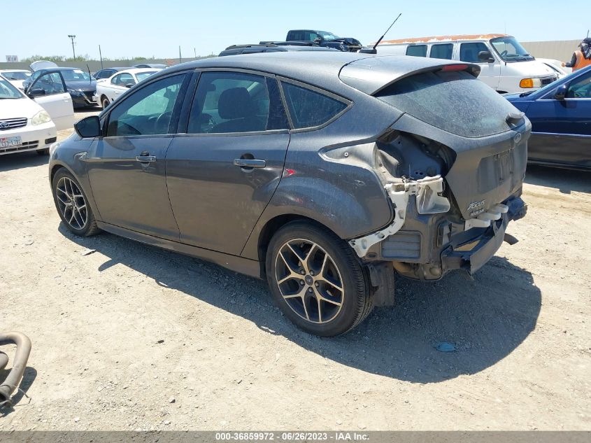 2016 FORD FOCUS SE - 1FADP3K26GL229844