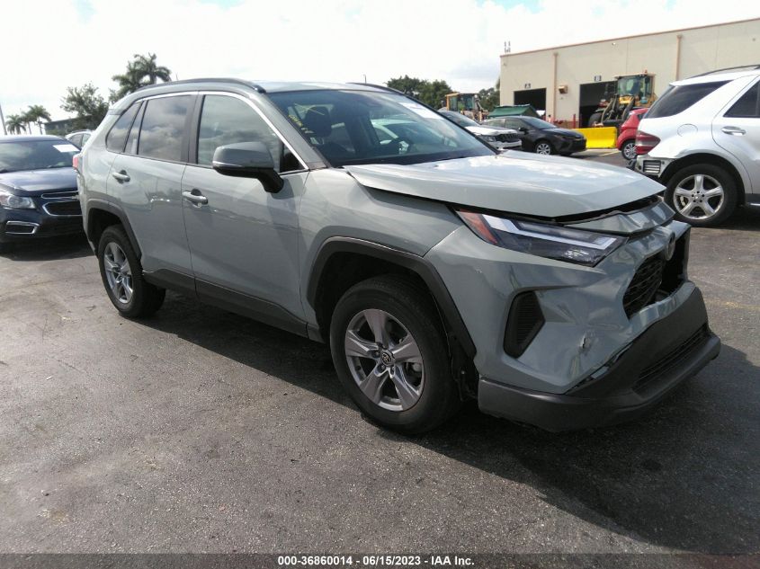 2022 TOYOTA RAV4 XLE - 2T3W1RFV3NW190040