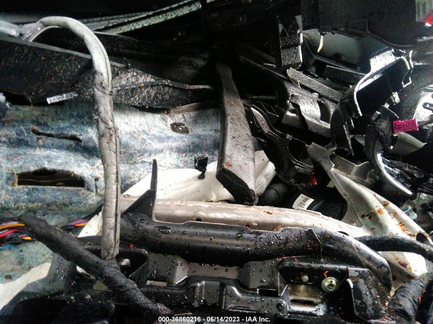 2017 JAGUAR XE 25T - SAJAR4BG2HA965543