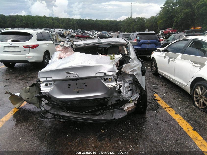 2017 JAGUAR XE 25T - SAJAR4BG2HA965543