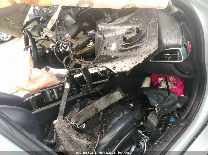 2017 JAGUAR XE 25T - SAJAR4BG2HA965543