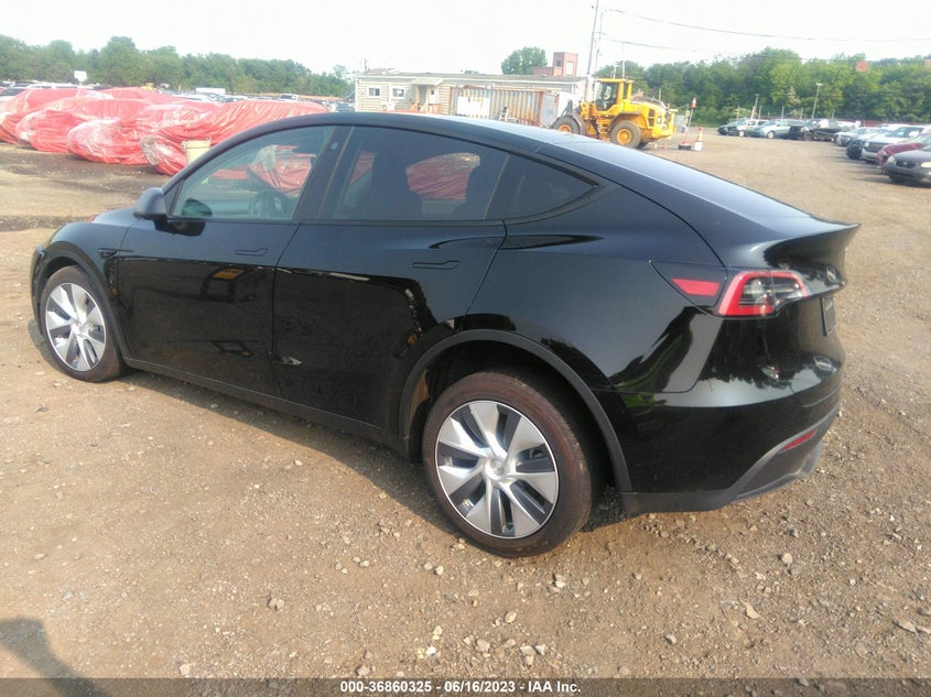 VIN 7SAYGDEE3PA082697 2023 TESLA MODEL Y LONG RANGE