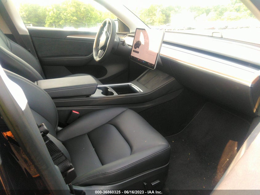 VIN 7SAYGDEE3PA082697 2023 TESLA MODEL Y LONG RANGE