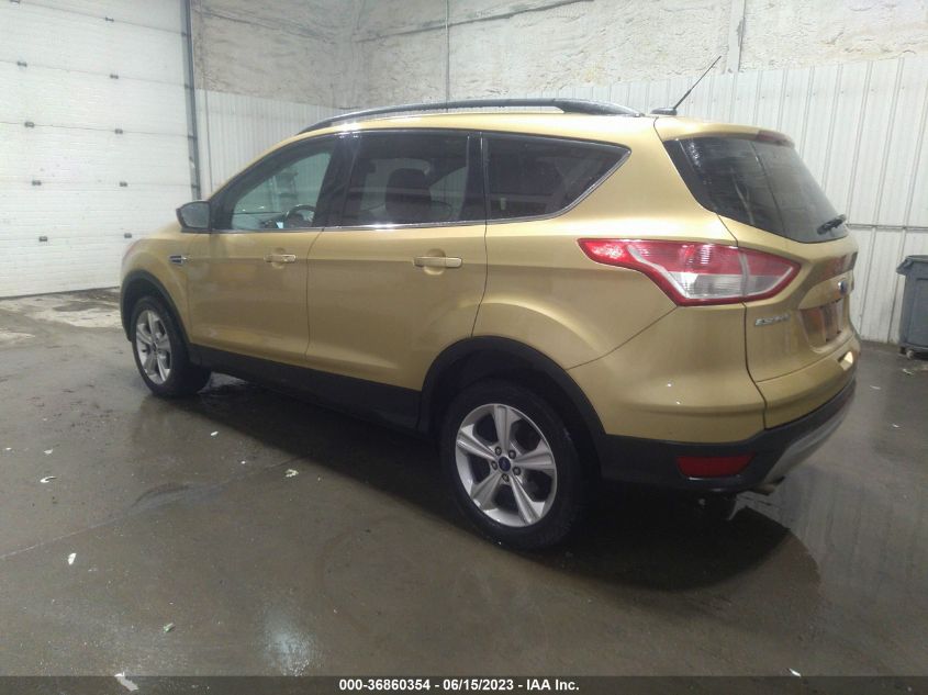 2015 FORD ESCAPE SE - 1FMCU9G97FUC82659