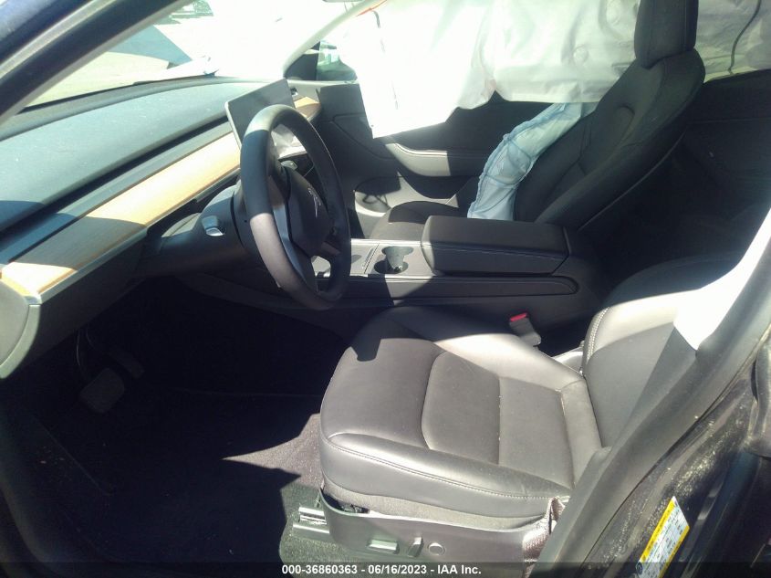 VIN 5YJYGDEE8MF180961 2021 TESLA MODEL Y LONG RANGE