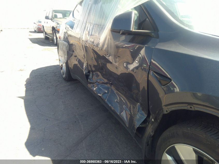 VIN 5YJYGDEE8MF180961 2021 TESLA MODEL Y LONG RANGE