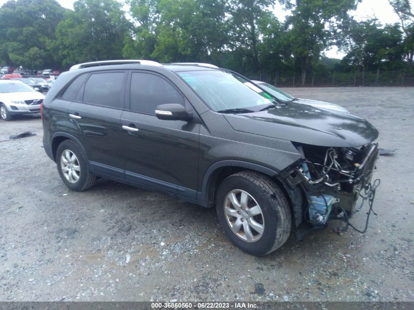 2013 KIA SORENTO LX - 5XYKT4A23DG322431