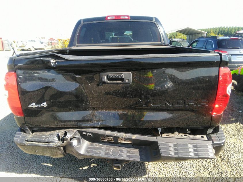 2018 TOYOTA TUNDRA 4WD PLATINUM - 5TFAY5F14JX690273