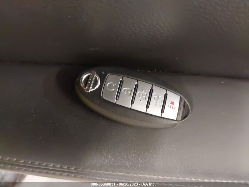 2019 NISSAN ROGUE SV - 5N1AT2MTXKC753494