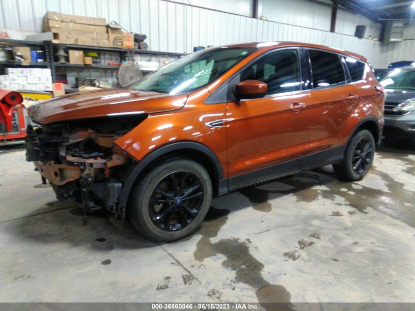 2017 FORD ESCAPE SE - 1FMCU9GD5HUC50462