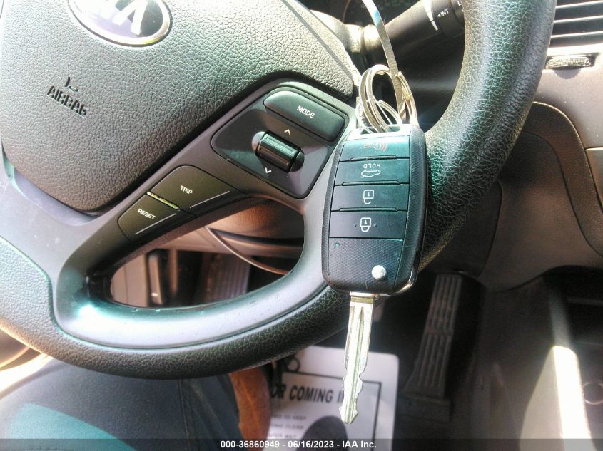 2016 KIA FORTE LX - KNAFK4A64G5554506