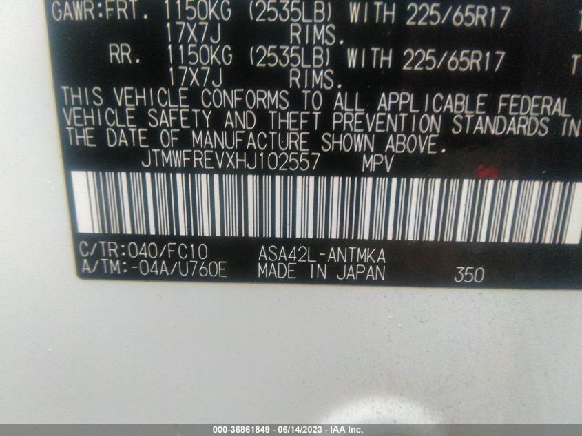 2017 TOYOTA RAV4 XLE - JTMWFREVXHJ102557