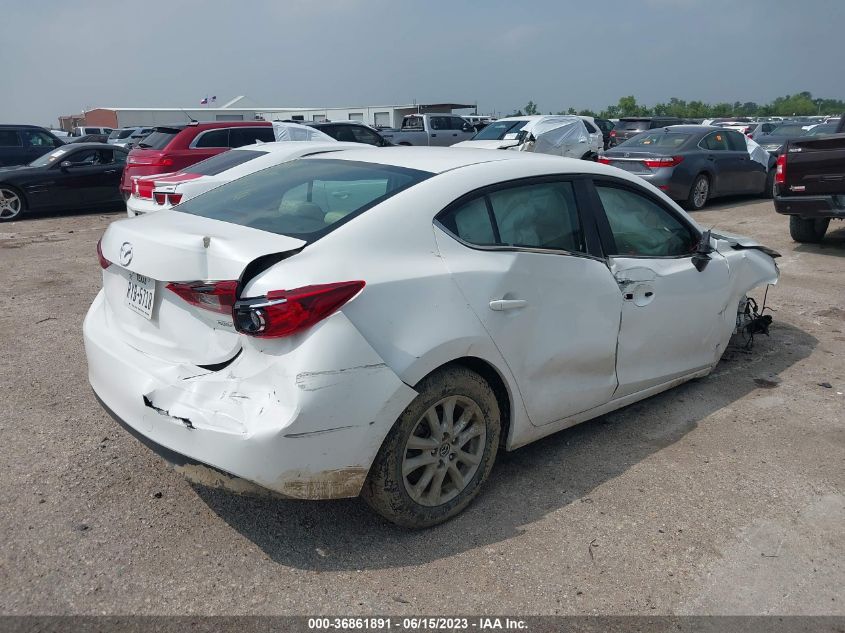 2018 MAZDA MAZDA3 4-DOOR SPORT 3MZBN1U72JM161162