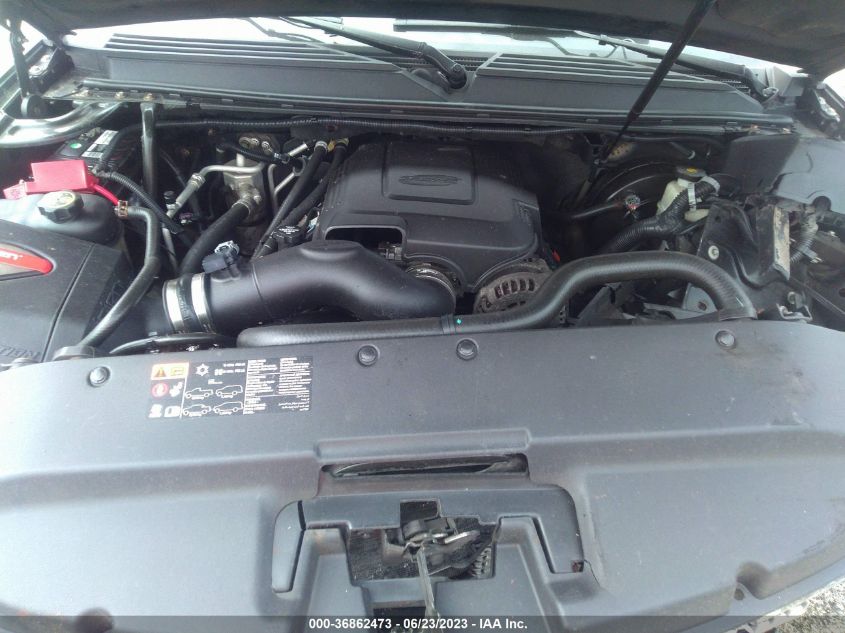 2013 CADILLAC ESCALADE ESV LUXURY - 1GYS4HEF9DR280084