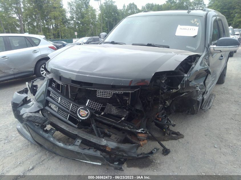 2013 CADILLAC ESCALADE ESV LUXURY - 1GYS4HEF9DR280084