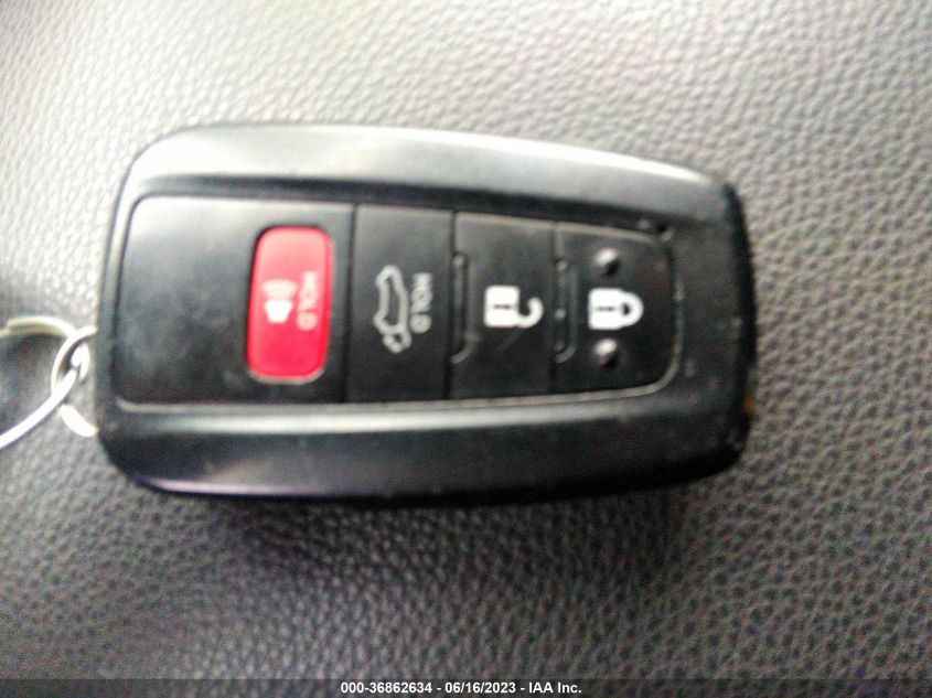 2021 TOYOTA RAV4 HYBRID XLE - JTMRWRFV8MD127994