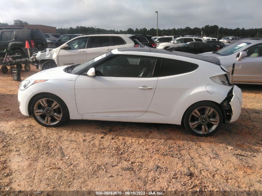 2016 HYUNDAI VELOSTER - KMHTC6AD6GU250270