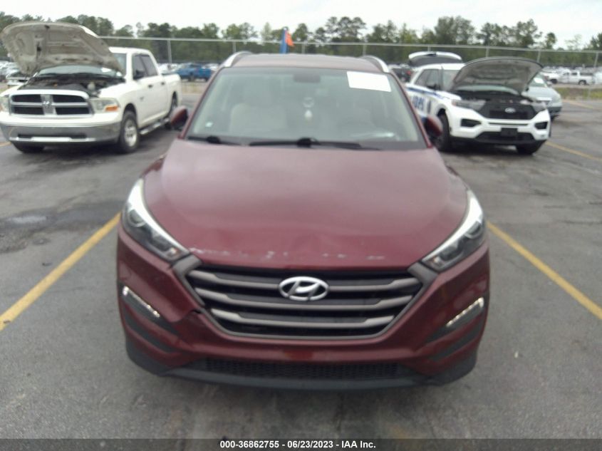 2016 HYUNDAI TUCSON SE - KM8J33A43GU023429