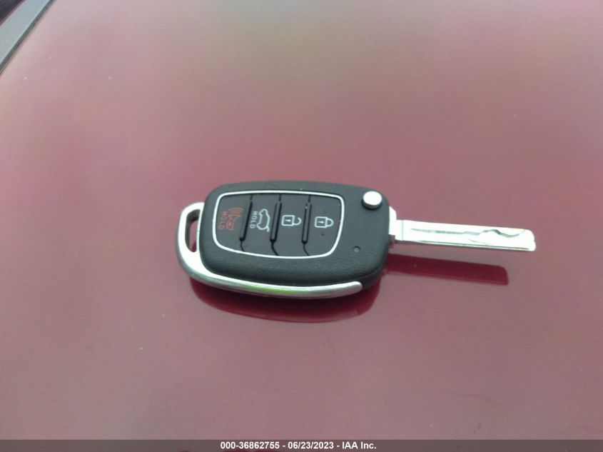 2016 HYUNDAI TUCSON SE - KM8J33A43GU023429