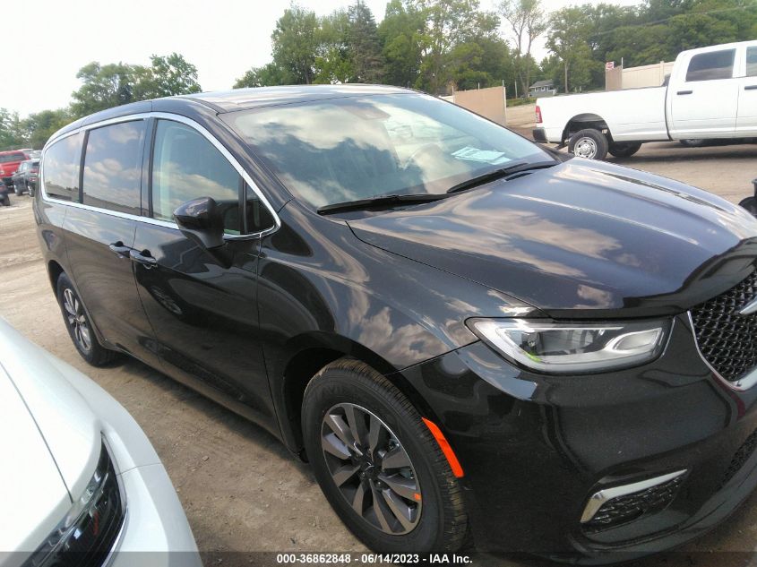 2023 CHRYSLER PACIFICA HYBRID TOURING L 2C4RC1L73PR575707