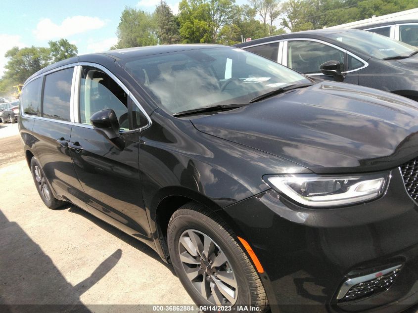 2023 CHRYSLER PACIFICA HYBRID TOURING L - 2C4RC1L75PR575708
