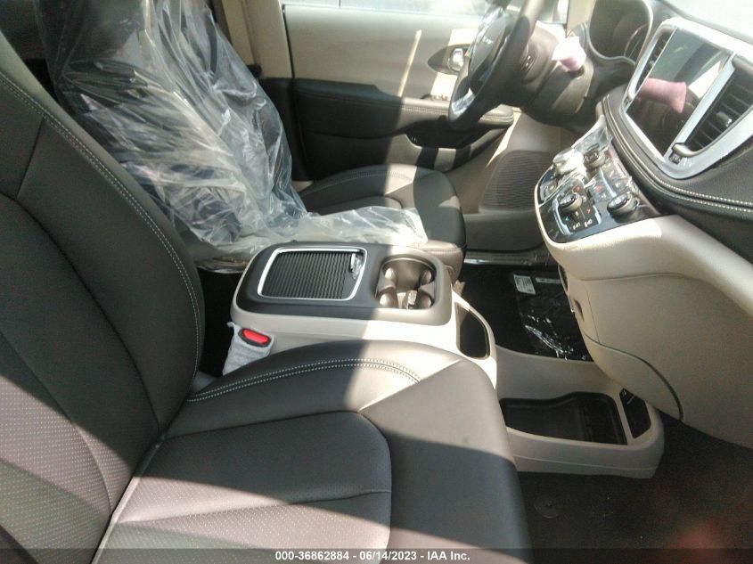 2023 CHRYSLER PACIFICA HYBRID TOURING L - 2C4RC1L75PR575708
