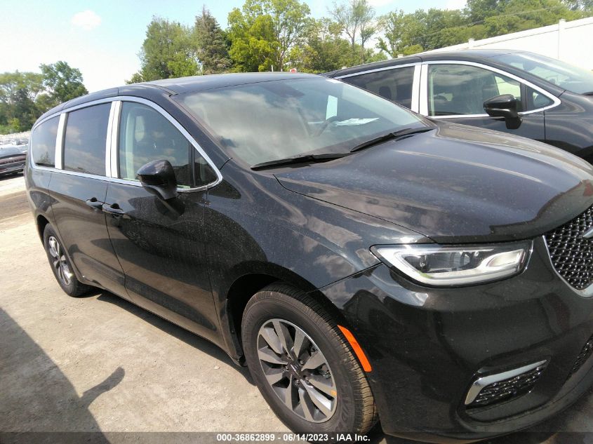 2023 CHRYSLER PACIFICA HYBRID TOURING L - 2C4RC1L77PR575709