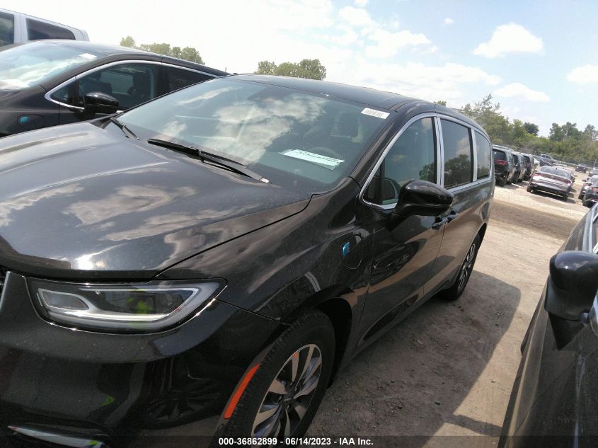 2023 CHRYSLER PACIFICA HYBRID TOURING L - 2C4RC1L77PR575709