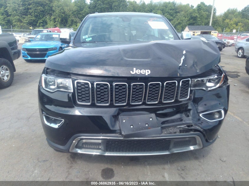 VIN 1C4RJFBG6JC423991 2018 JEEP GRAND CHEROKEE LIMITED