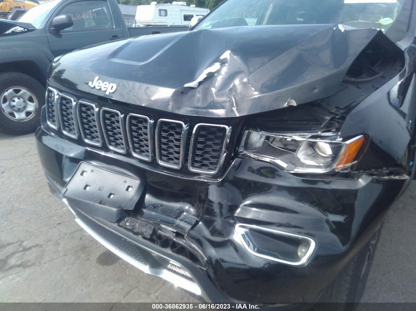 VIN 1C4RJFBG6JC423991 2018 JEEP GRAND CHEROKEE LIMITED