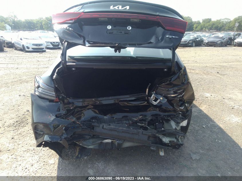 3KPF54AD7PE546140 Kia Forte GT-LINE 6