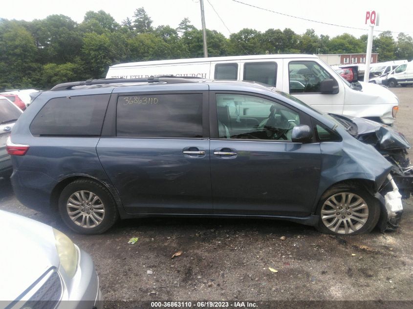 2017 TOYOTA SIENNA XLE/LIMITED - 5TDYZ3DC3HS841141
