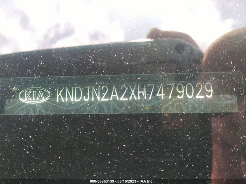 2017 KIA SOUL BASE - KNDJN2A2XH7479029