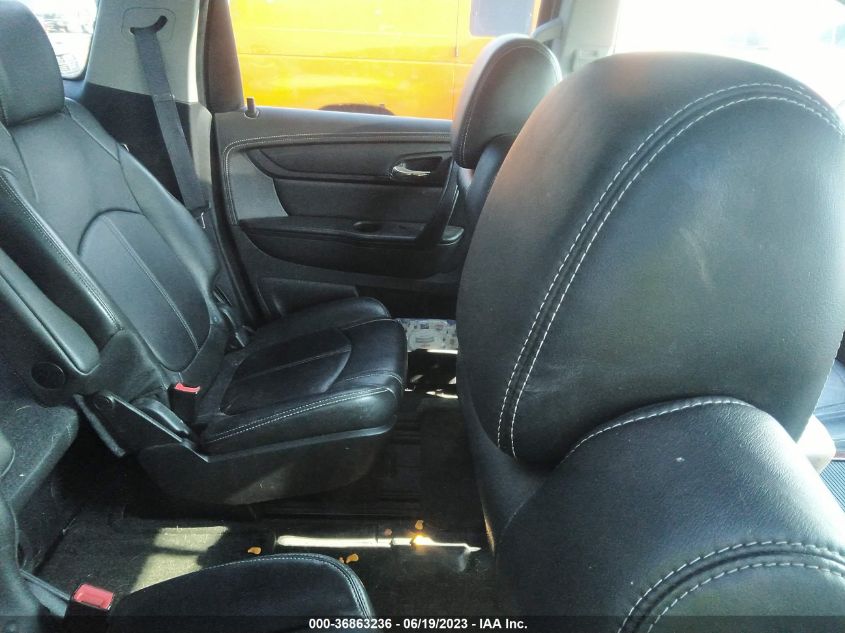 2014 CHEVROLET TRAVERSE LT - 1GNKRHKD0EJ189951
