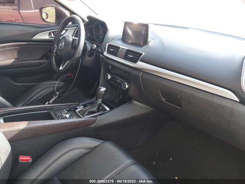 2018 MAZDA MAZDA3 4-DOOR TOURING - 3MZBN1V35JM200466