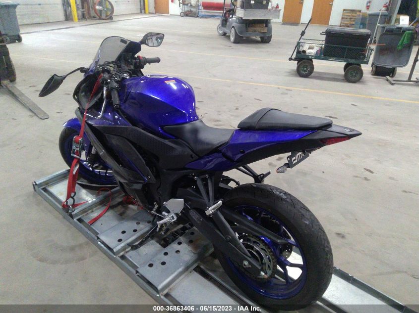2019 YAMAHA YZFR3 MH3RH17Y9KK001416