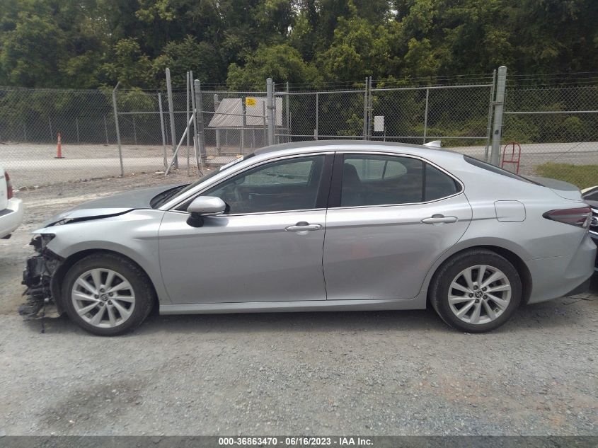 2022 TOYOTA CAMRY LE - 4T1R11AK0NU688927
