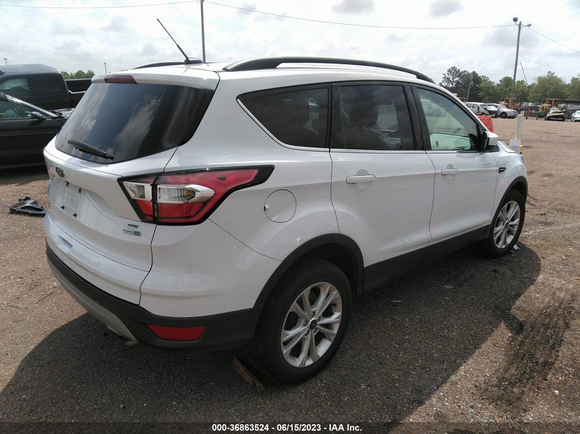 VIN 1FMCU9GD2JUD56017 2018 FORD ESCAPE SE