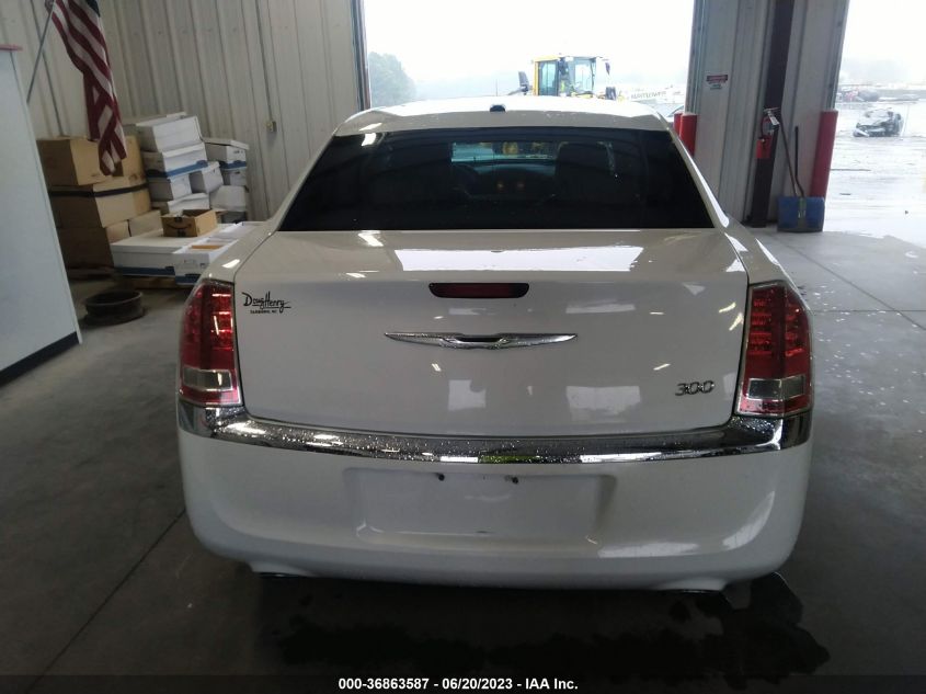 2014 CHRYSLER 300 - 2C3CCAAG4EH125256