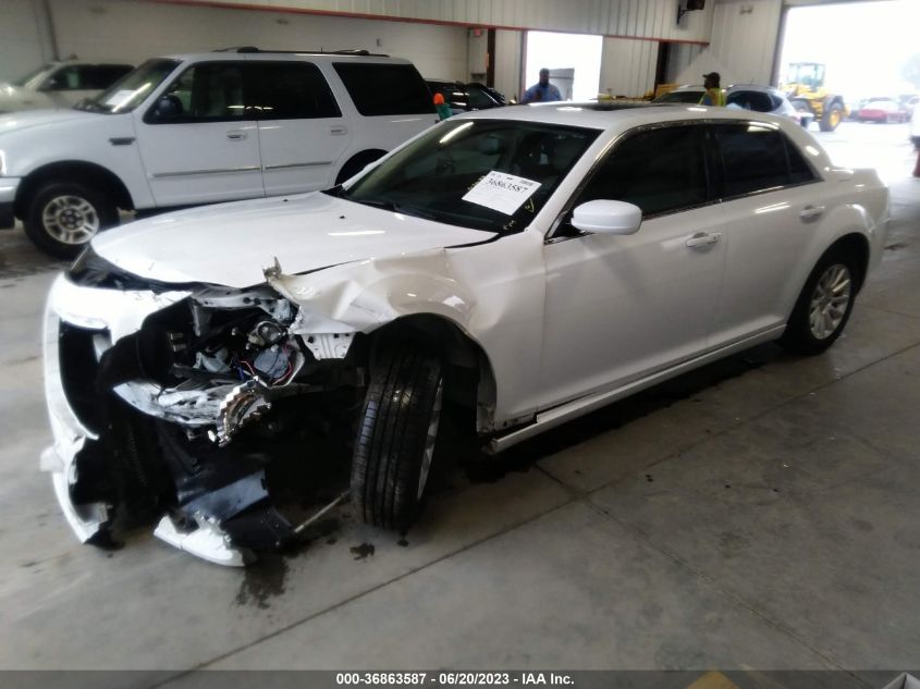 2014 CHRYSLER 300 - 2C3CCAAG4EH125256