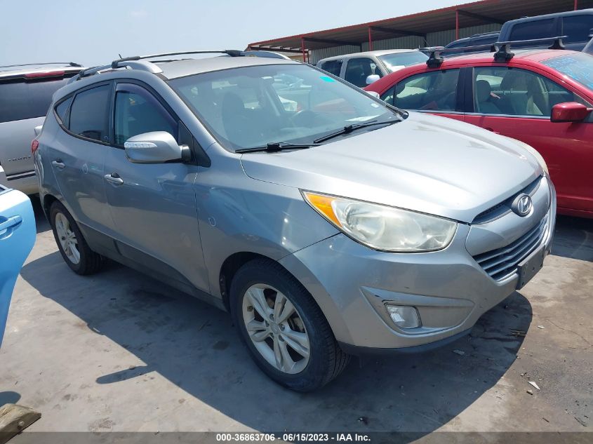 2013 HYUNDAI TUCSON GLS/LIMITED - KM8JU3AC8DU689430