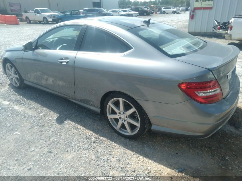 2013 MERCEDES-BENZ C-CLASS C 350 - WDDGJ5HB7DG077711