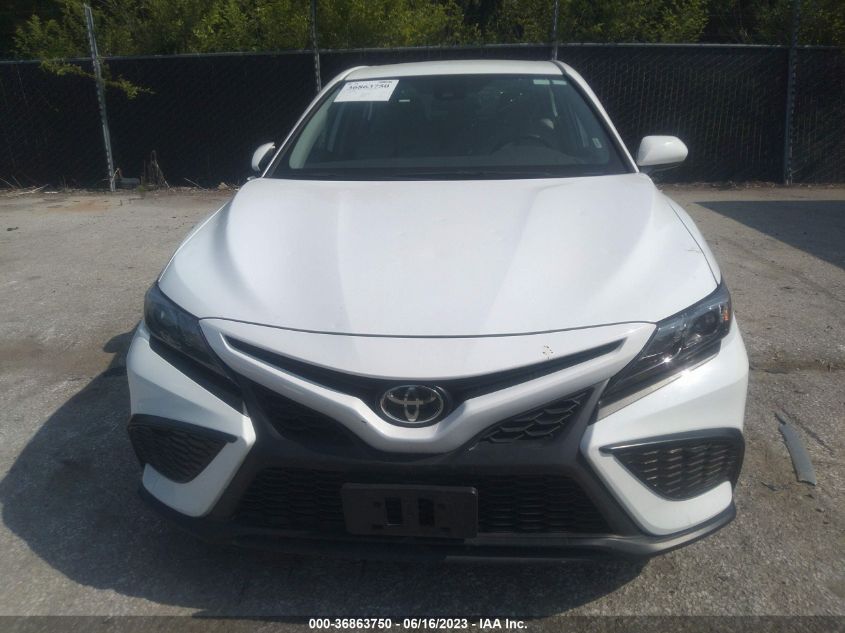 2021 TOYOTA CAMRY SE - 4T1G11AK0MU563447