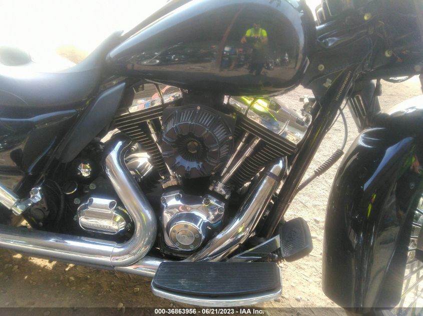 2013 HARLEY-DAVIDSON FLHP POLICE ROAD KING - 1HD1FHM10DB631361