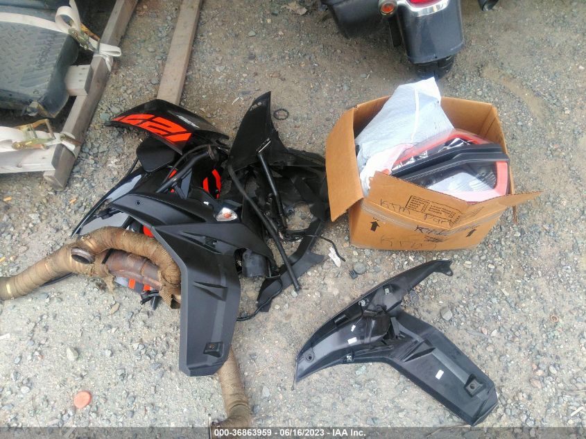 2018 KTM 1290 SUPER ADVENTURE S - VBKV79409JM987173