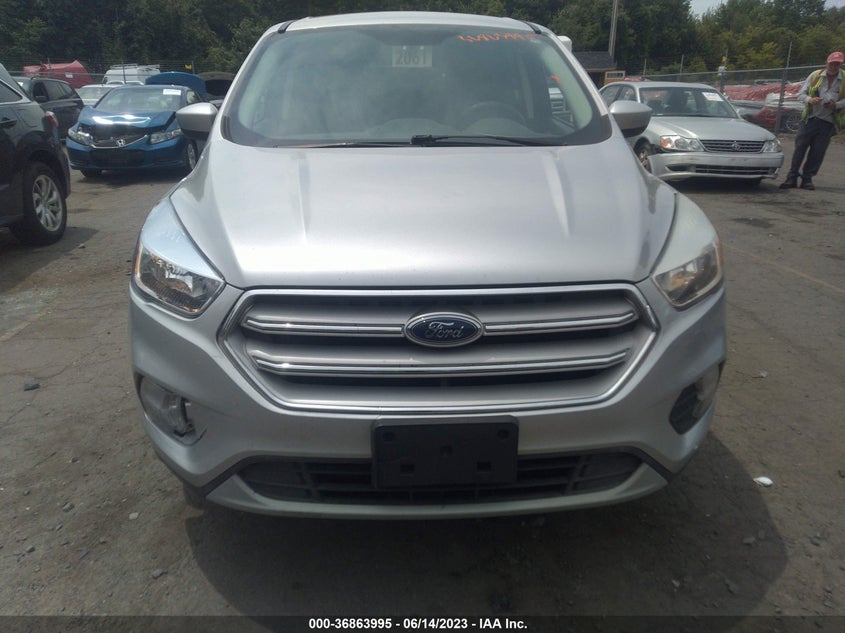 VIN 1FMCU0GD3HUB40361 2017 FORD ESCAPE SE