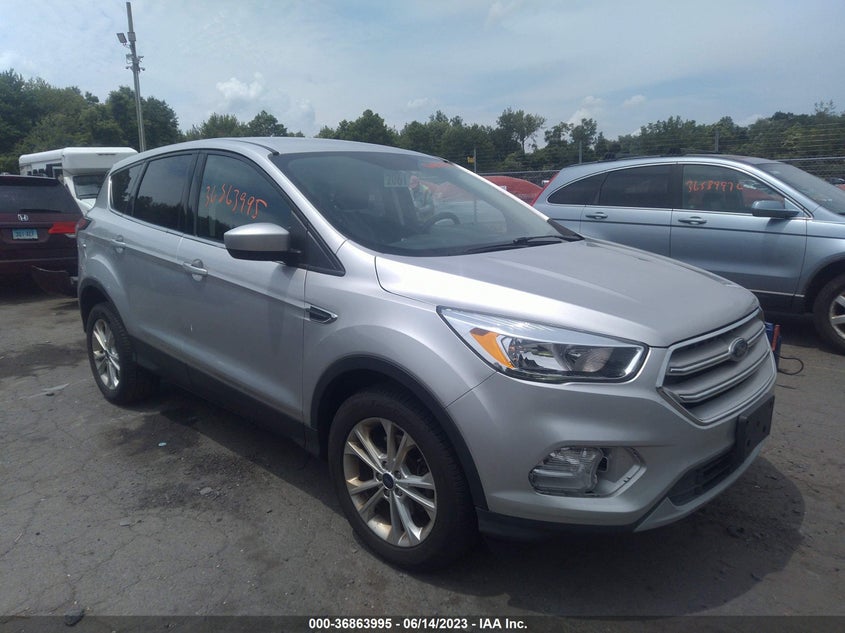 VIN 1FMCU0GD3HUB40361 2017 FORD ESCAPE SE