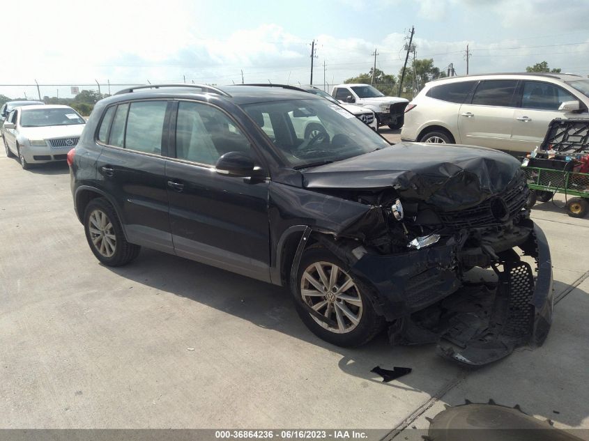 2017 VOLKSWAGEN TIGUAN - WVGAV7AX1HK049133