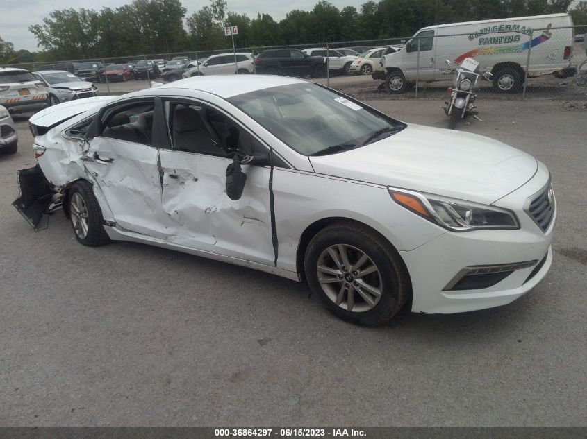 2015 HYUNDAI SONATA 2.4L SE - 5NPE24AFXFH206495